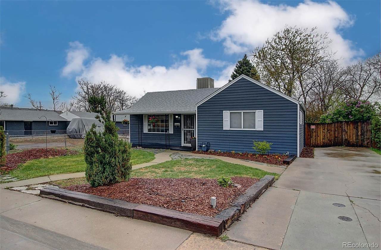 1030 Osceola Street - Photo 1