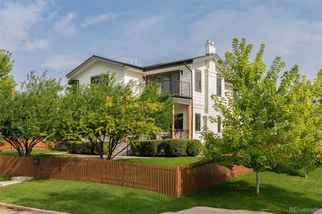 4805 31st Avenue - Photo 1