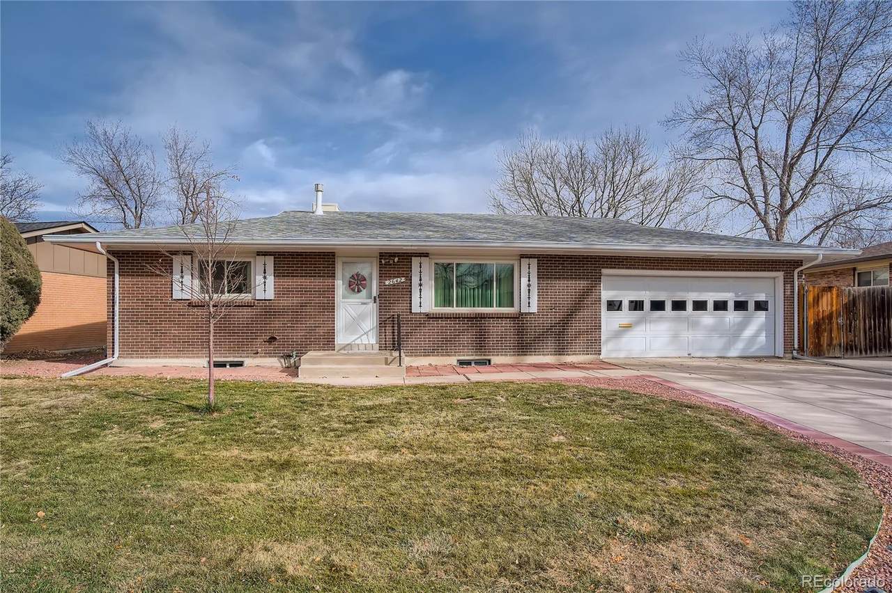 2642 Newport Street - Photo 1
