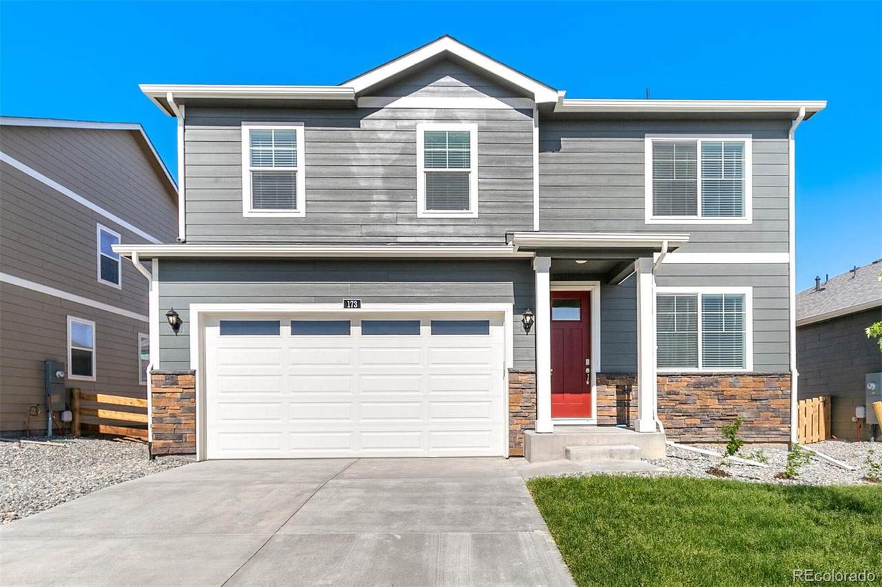 45855 Silverdrop Avenue - Photo 1