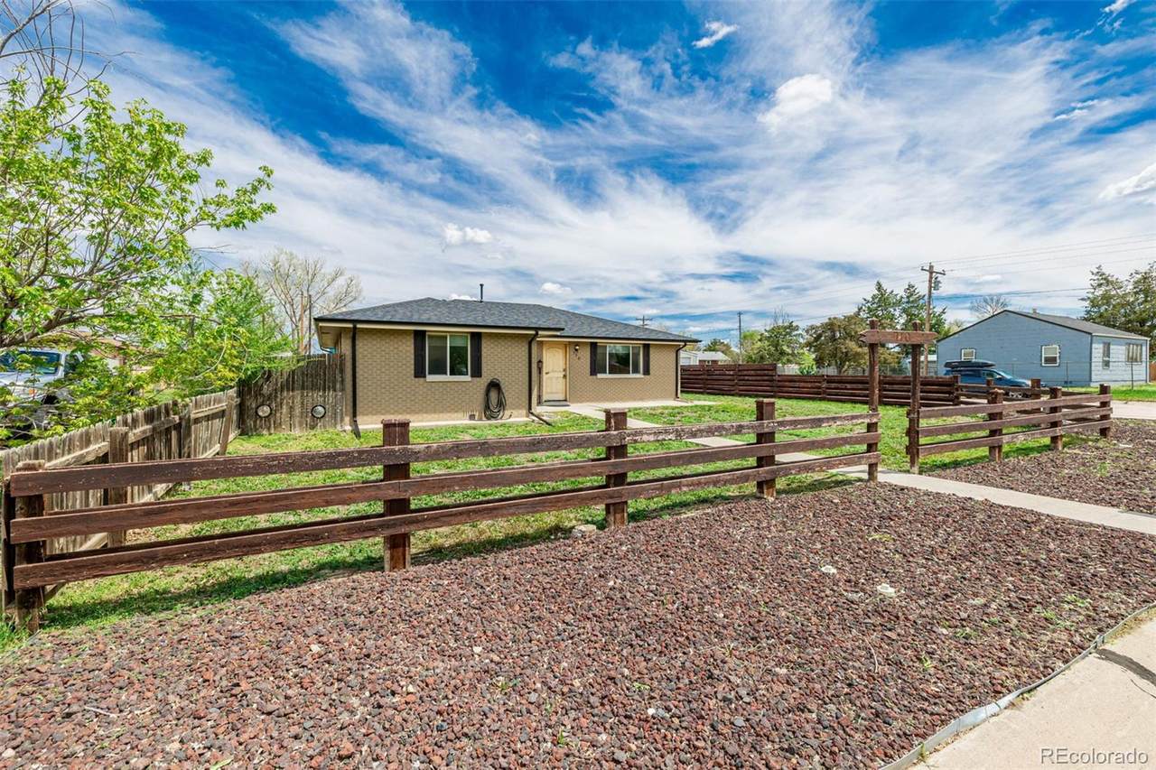 710 4th Street - Photo 1