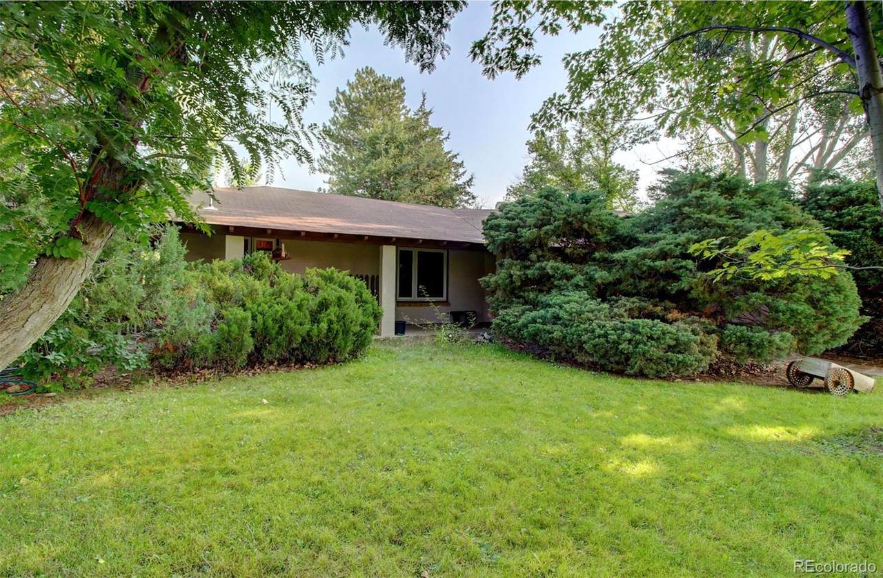 6625 Bluebird Avenue - Photo 1