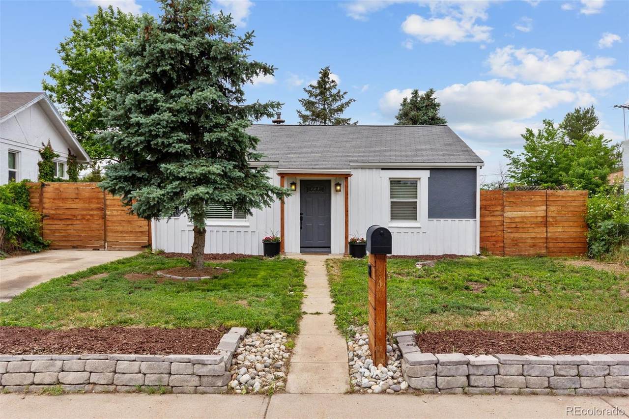 881 Locust Street - Photo 1