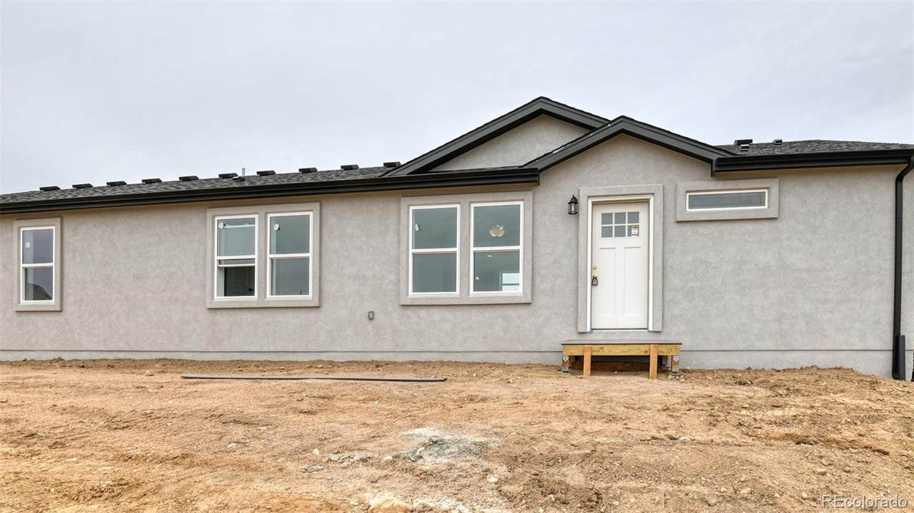 20241 Lands End Road - Photo 1