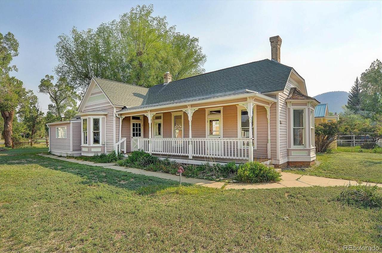420 Main Street - Photo 1