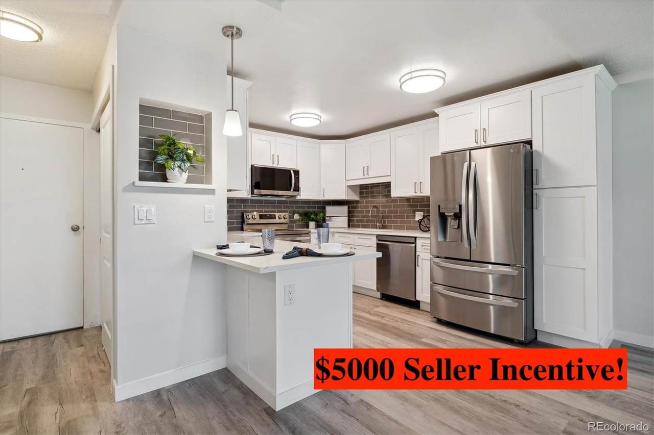 715 Alton Way - Photo 1