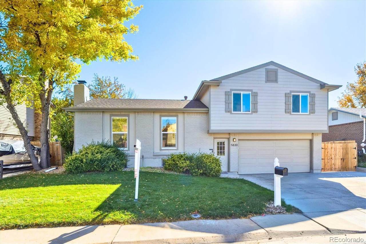 5830 111th Place - Photo 1