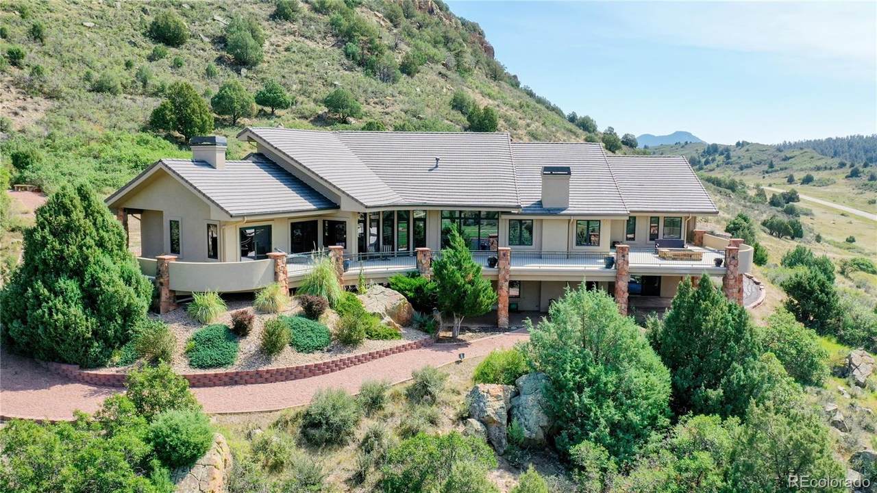5133 Echo Valley Road - Photo 1