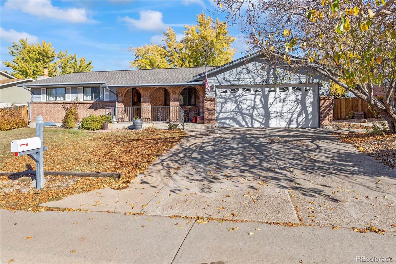 7380 Wellington Street - Photo 1