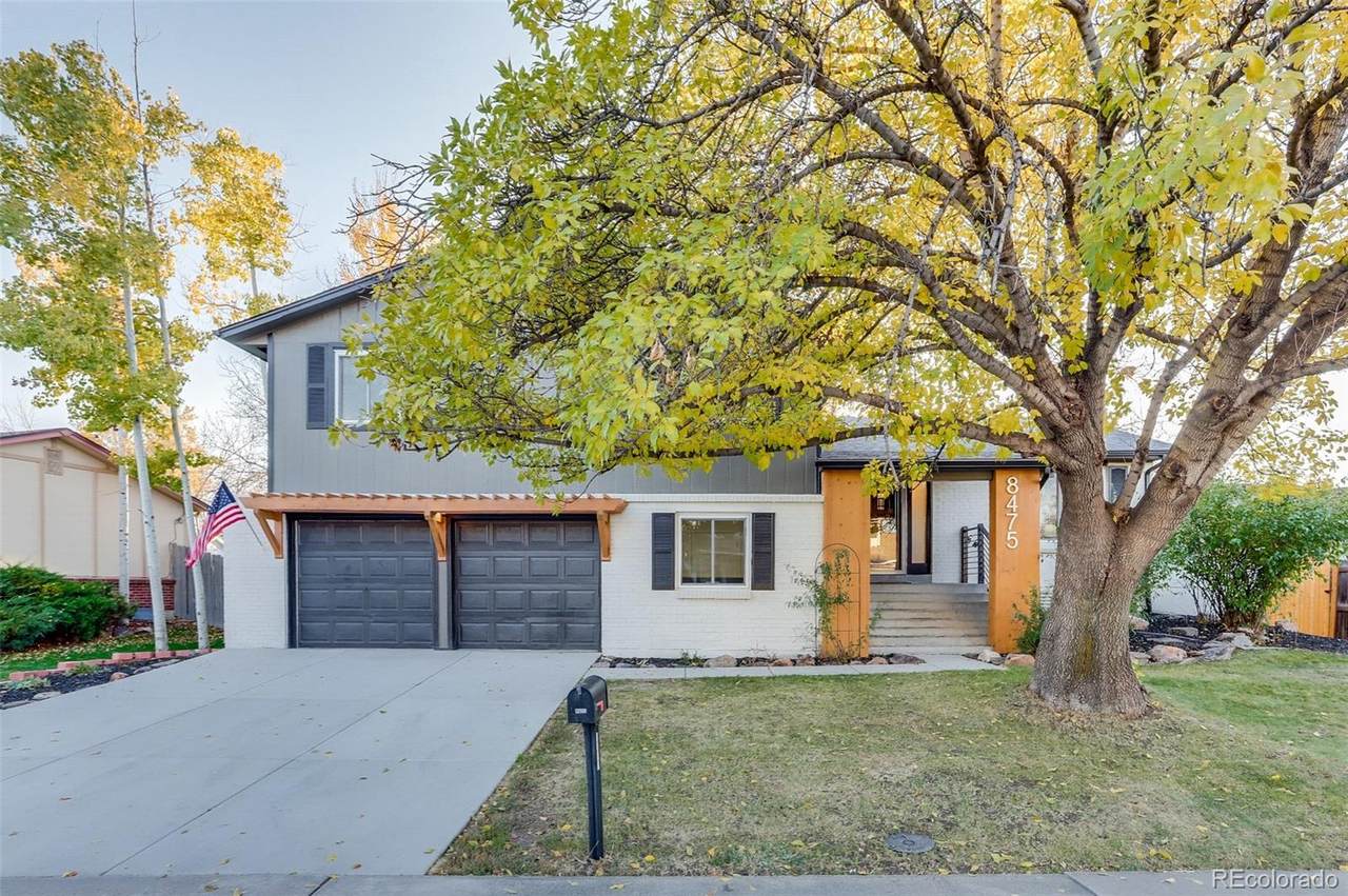 8475 Quay Drive - Photo 1