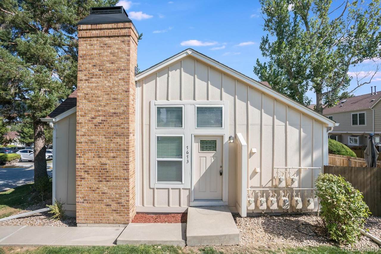 7673 Steele Street - Photo 1