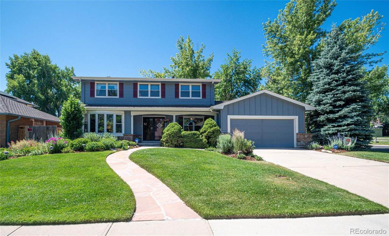 10906 Berry Avenue - Photo 1