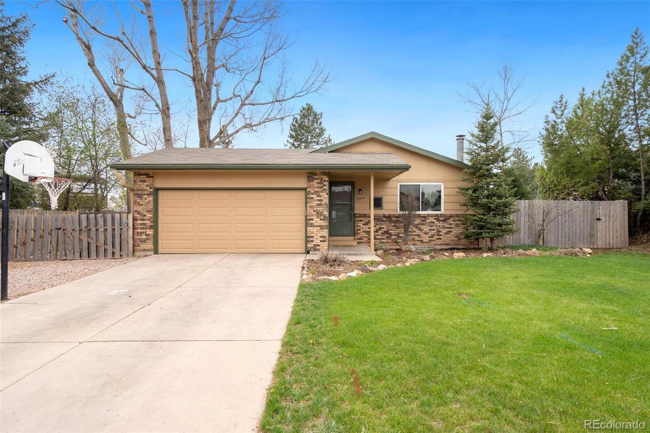 2543 Stuart Street - Photo 1