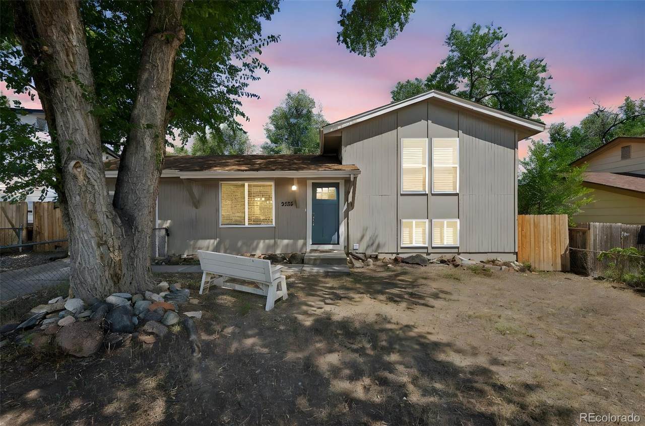 2123 Fernwood Drive - Photo 1