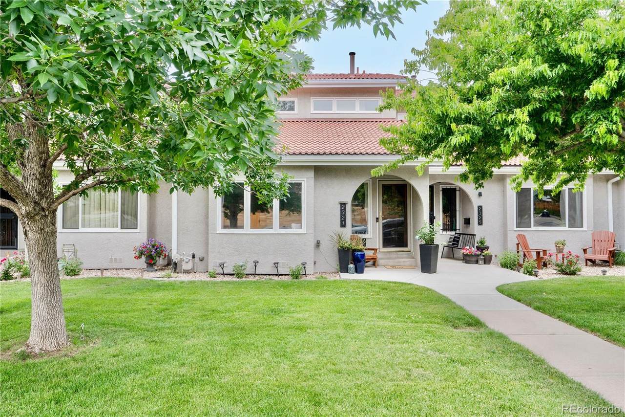 2321 Perry Street - Photo 1