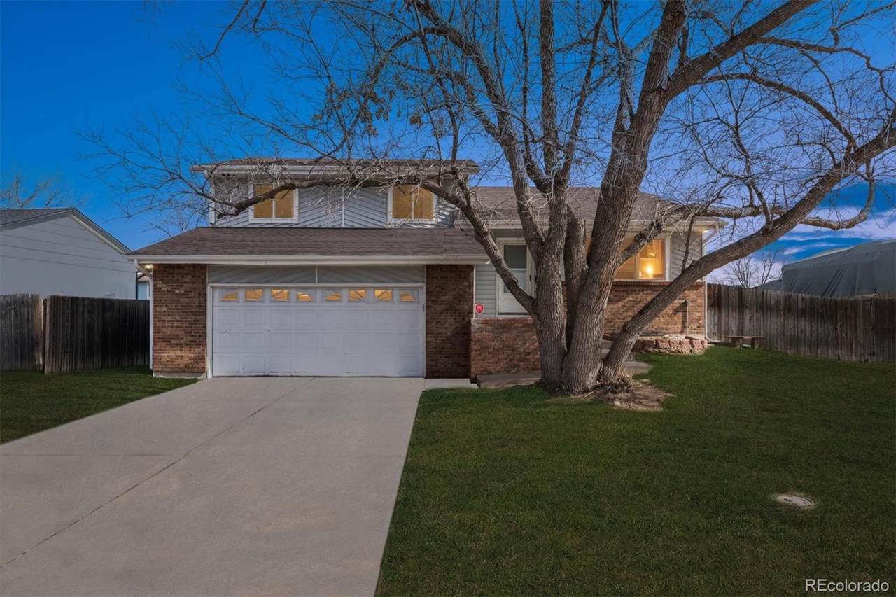 184 46th Avenue - Photo 1