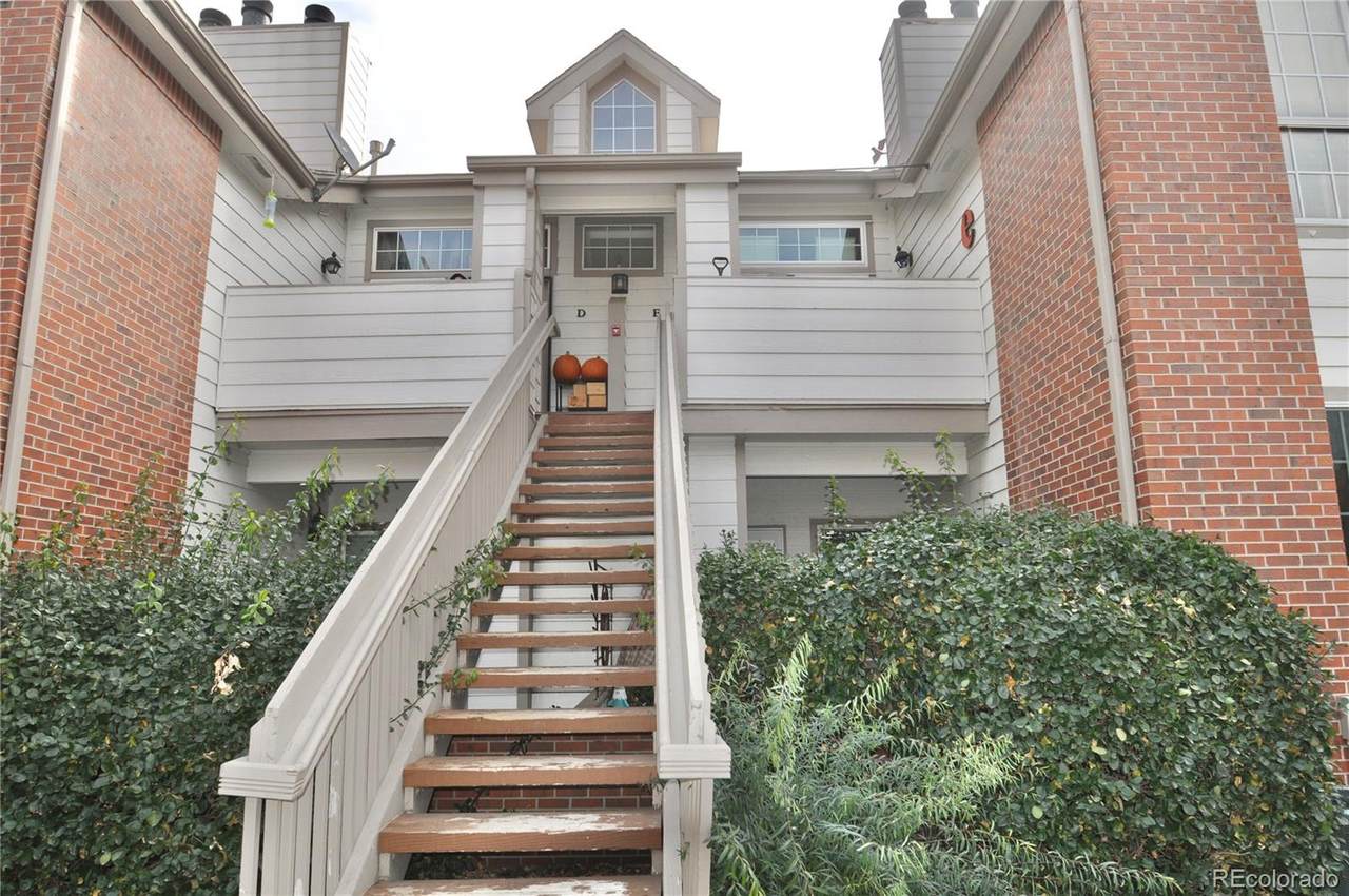 3040 Prentice Avenue - Photo 1