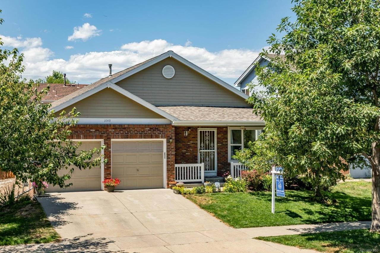 3749 Dahlia Street - Photo 1