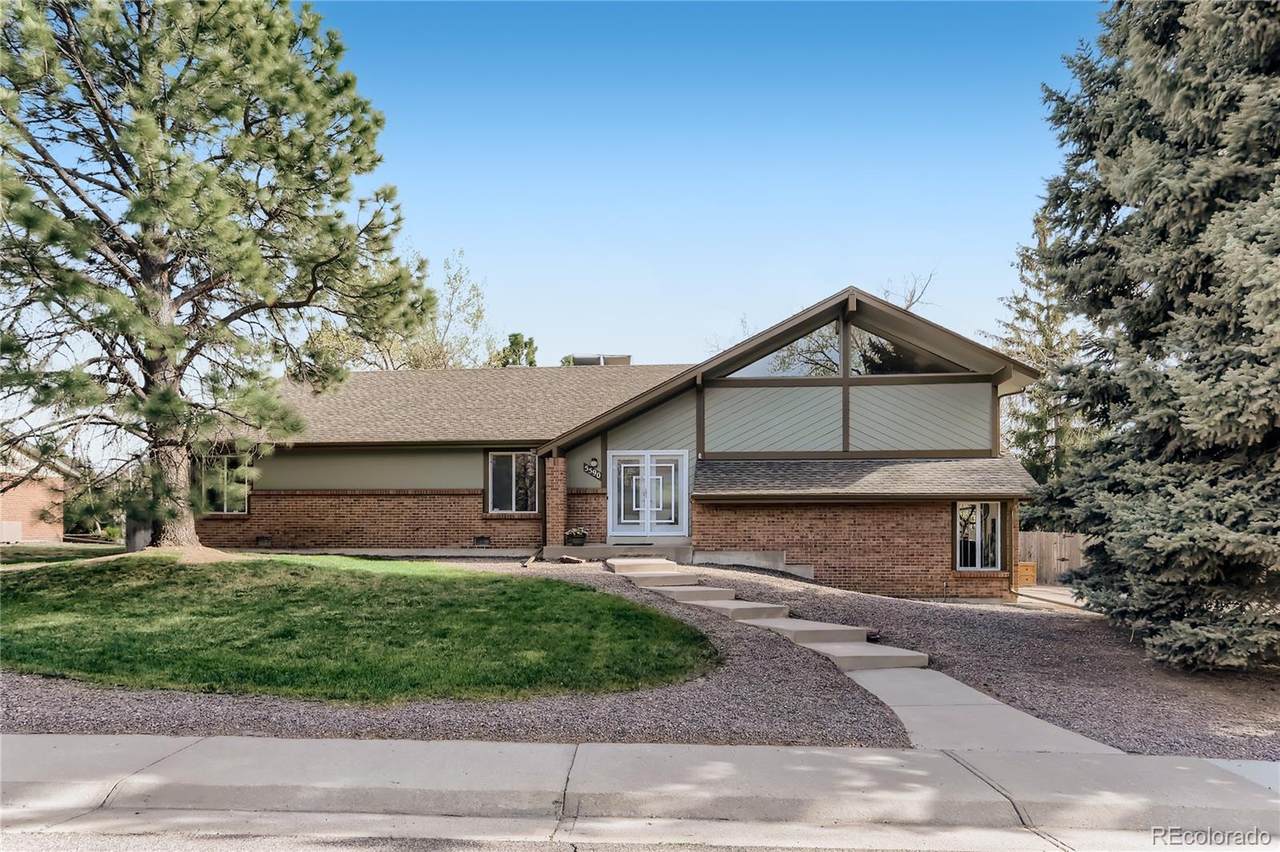 5590 Maplewood Place - Photo 1