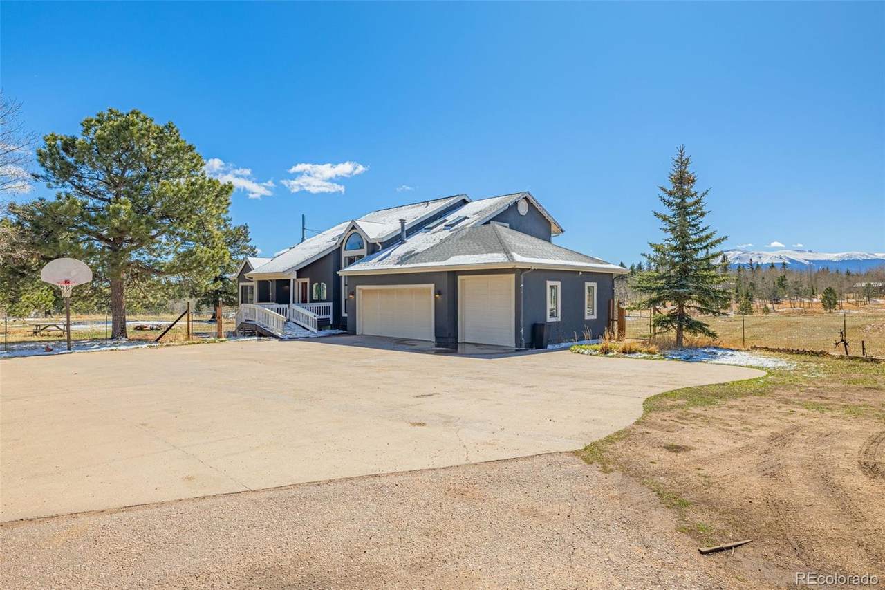78 Moss Rock Drive - Photo 1