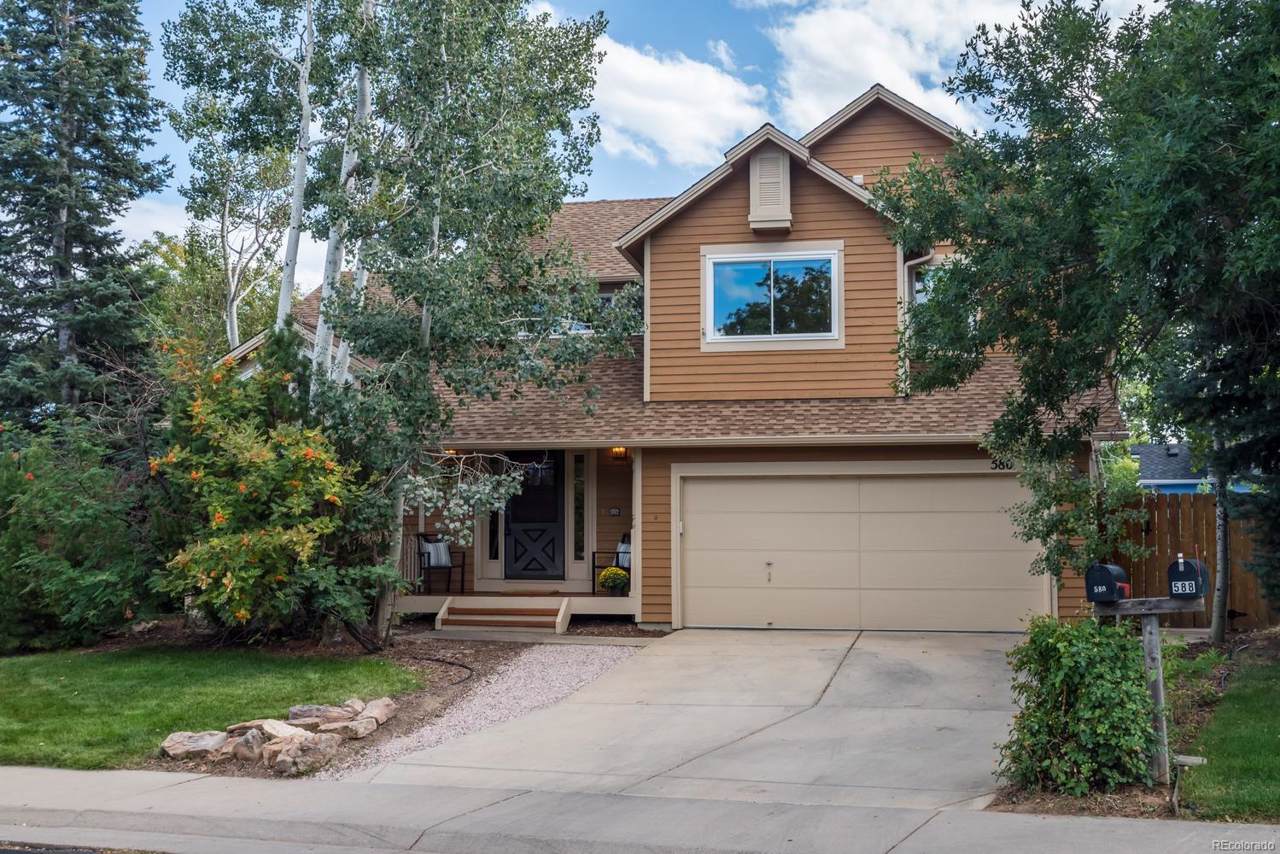 580 Wildrose Way - Photo 1
