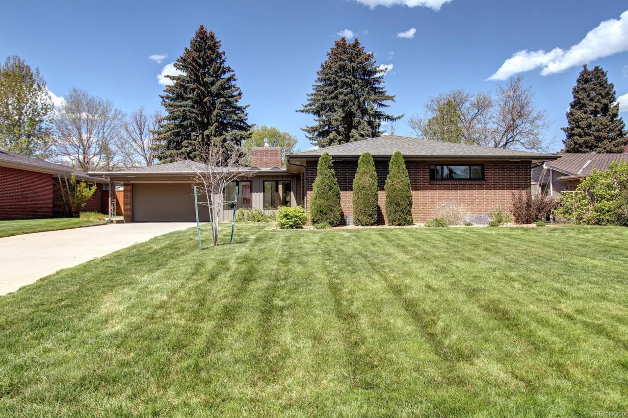 613 Oneida Way - Photo 1