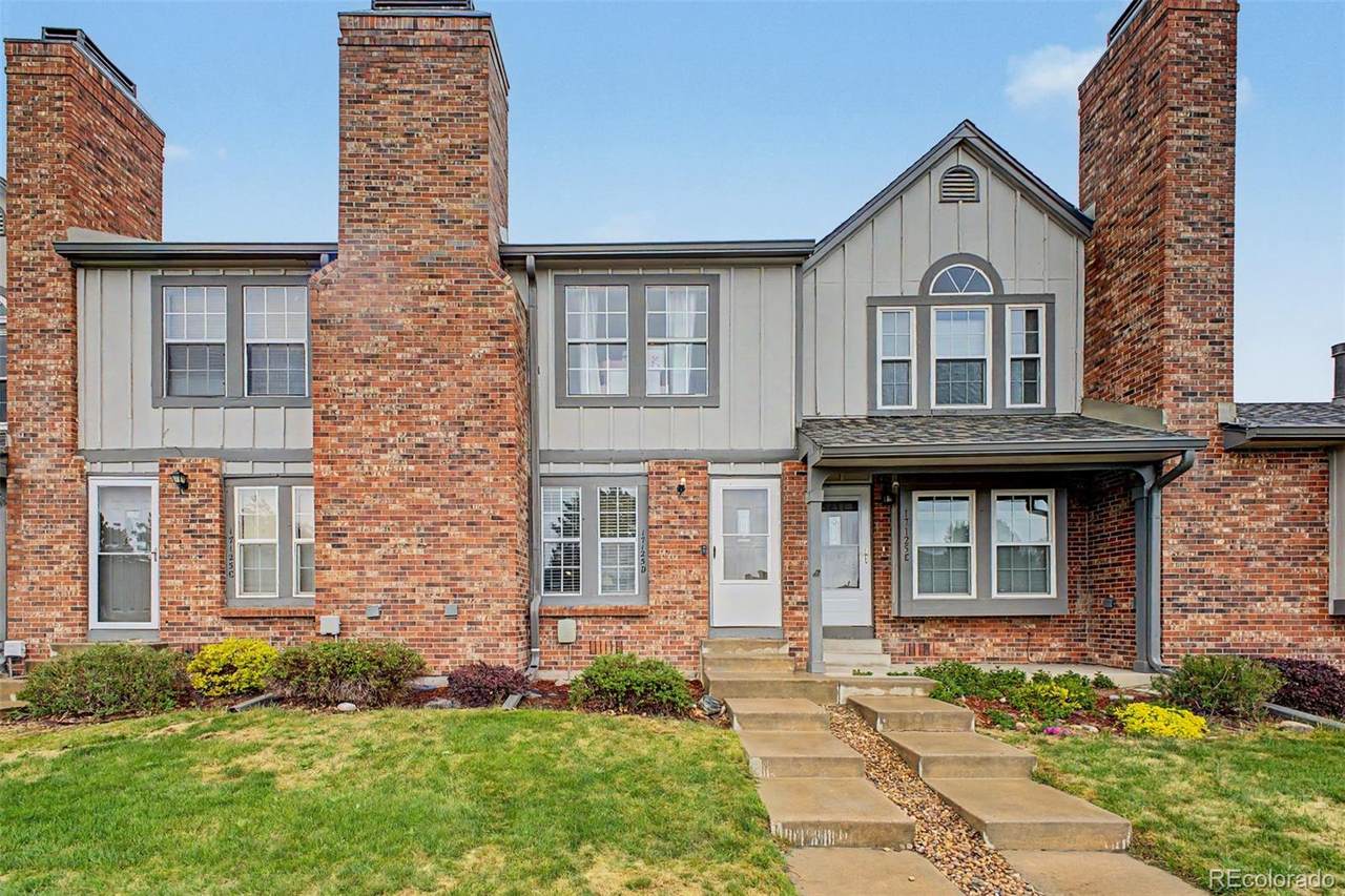 17125 Chenango Avenue - Photo 1