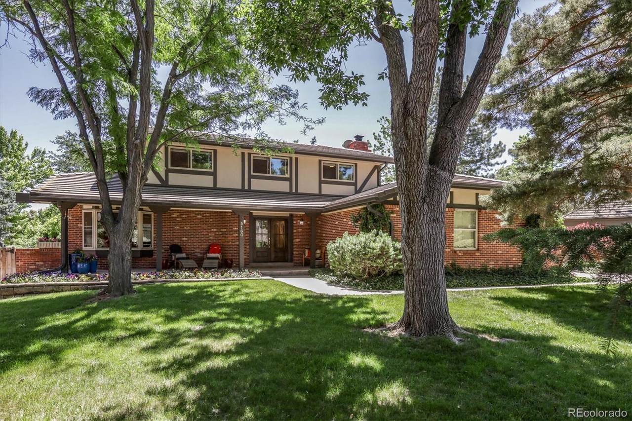 5160 Maplewood Avenue - Photo 1