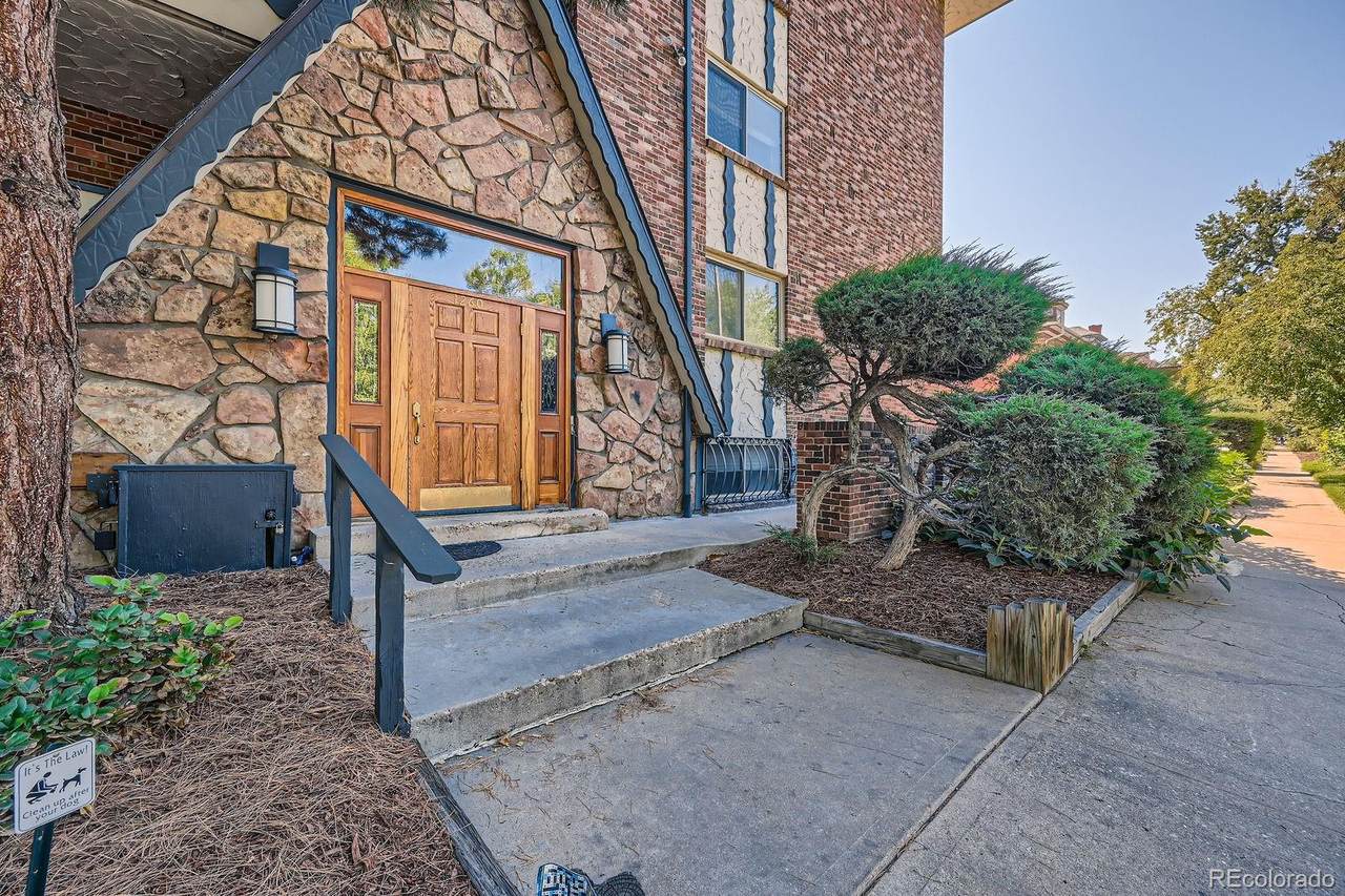 1260 York Street - Photo 1