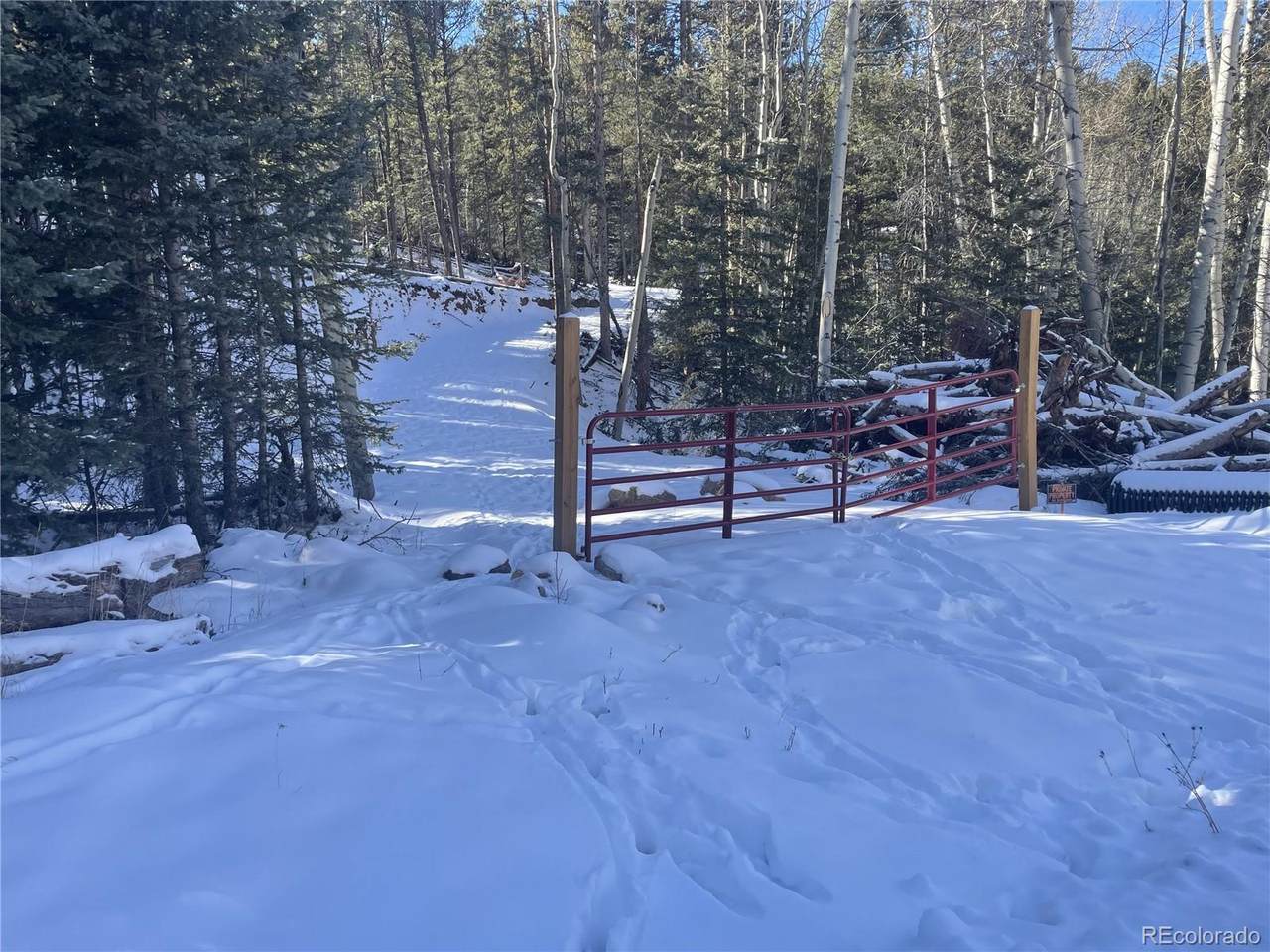 127 Kernite Lane - Photo 1