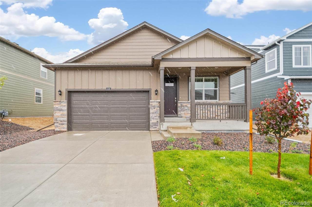 906 William Way - Photo 1