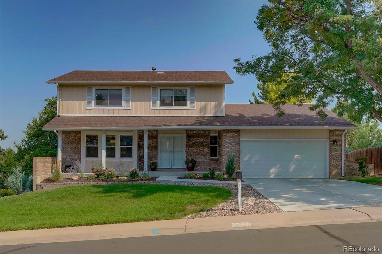 6720 Lake Circle - Photo 1