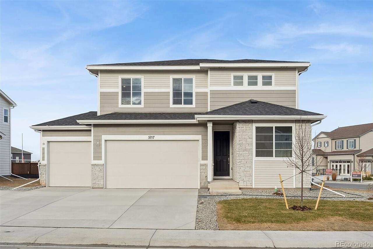 5717 Brangus Drive - Photo 1