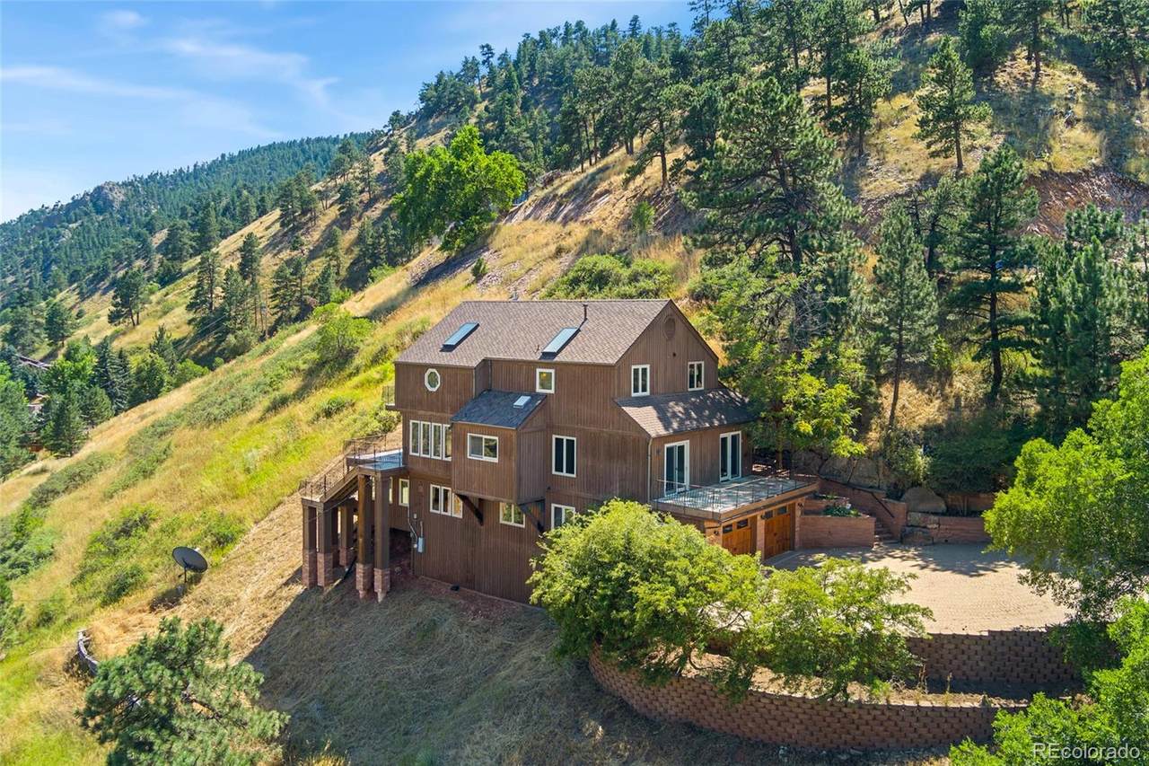 1577 Linden Drive - Photo 1