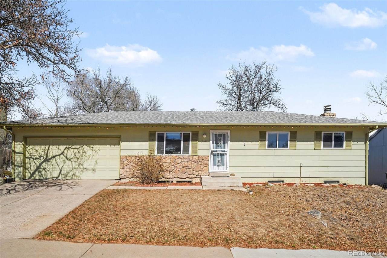 6511 Dahlia Circle - Photo 1