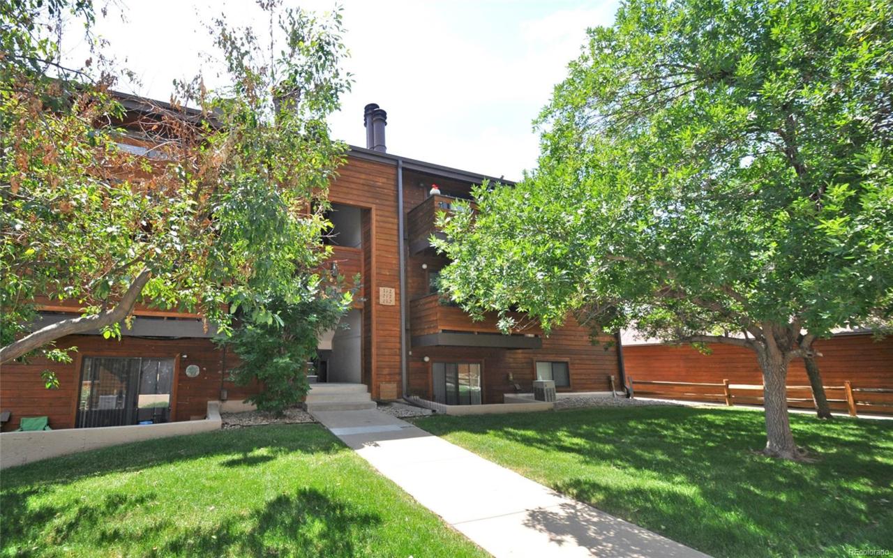 335 Wright Street - Photo 1