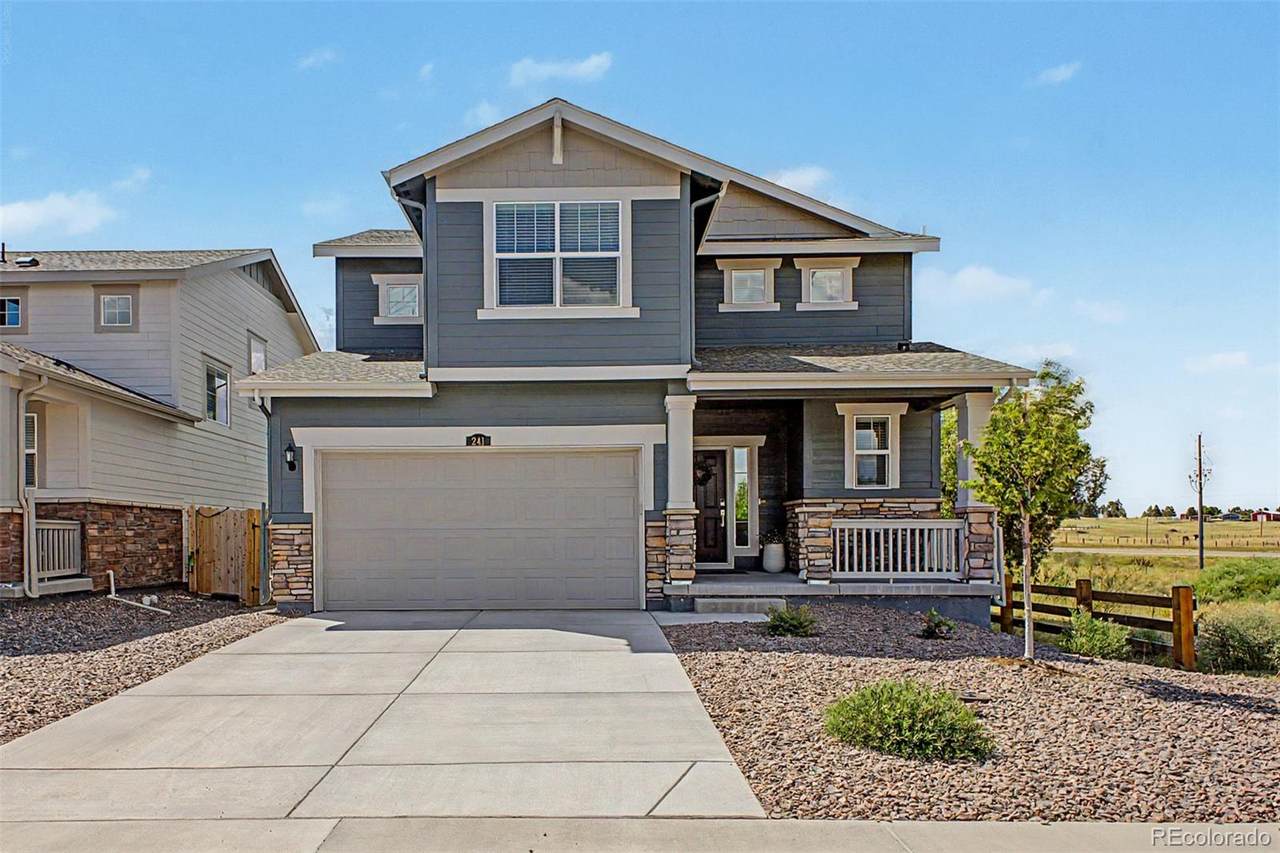 241 Paloma Way - Photo 1