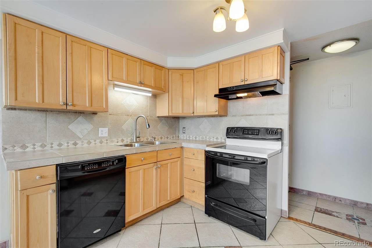 1155 Ash Street - Photo 1