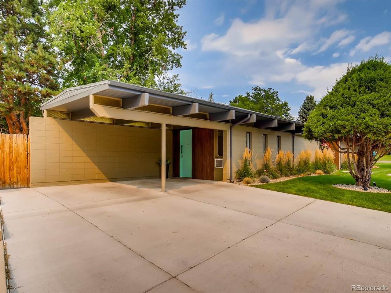 3059 Cornell Circle - Photo 1