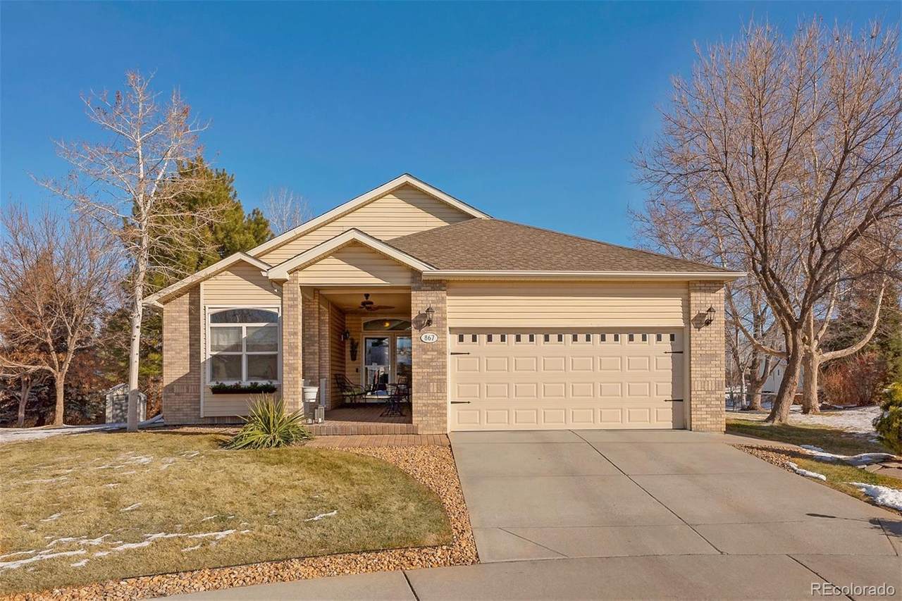 867 Home Farm Avenue - Photo 1