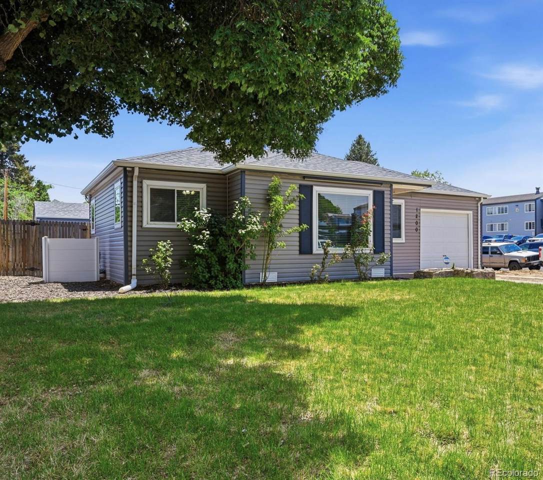 1200 Ulster Street - Photo 1