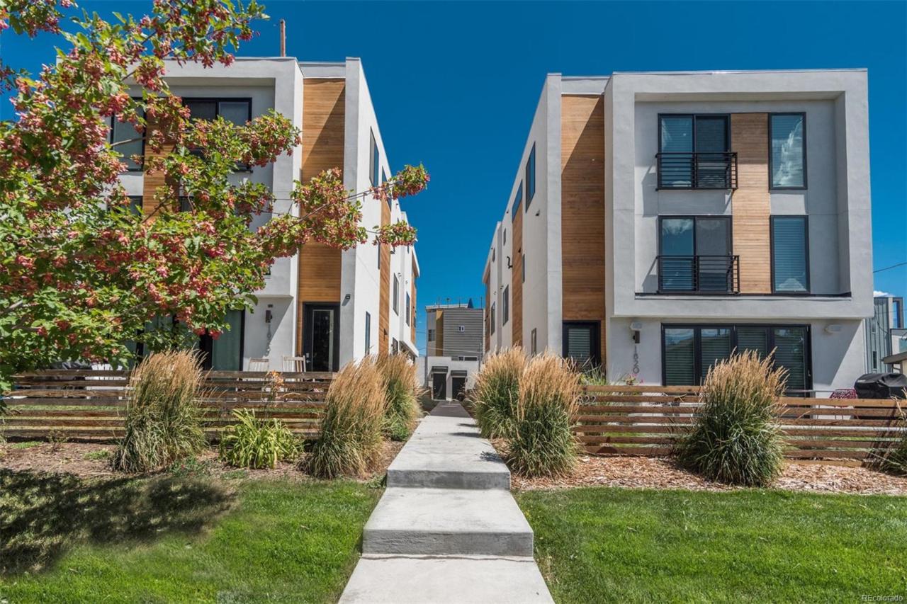 1824 Hooker Street - Photo 1