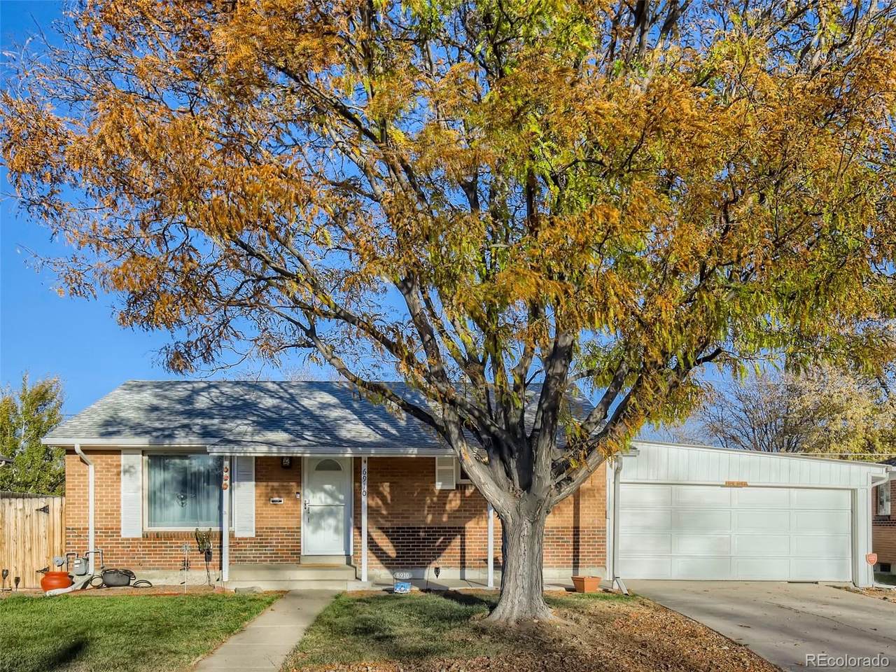 6910 Ruth Way - Photo 1