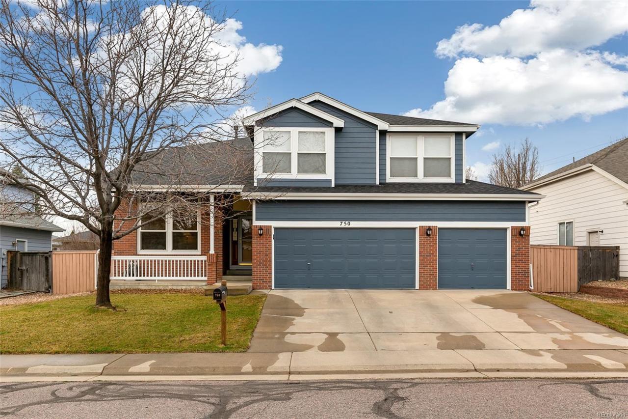 750 Peach Court - Photo 1