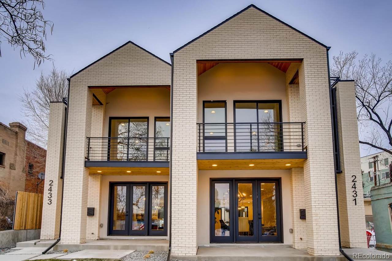 2433 Dunkeld Place - Photo 1