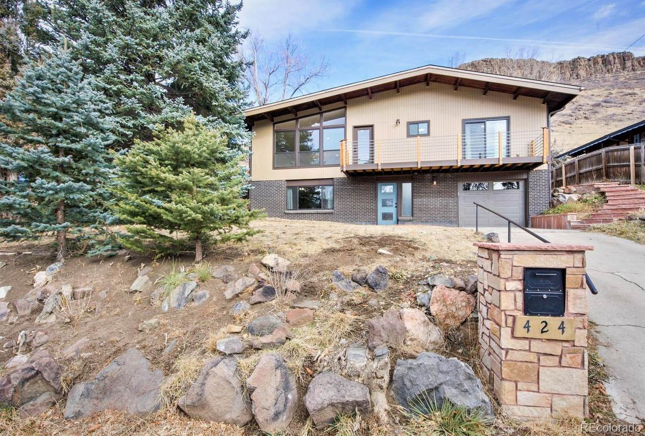 424 Peery Parkway - Photo 1