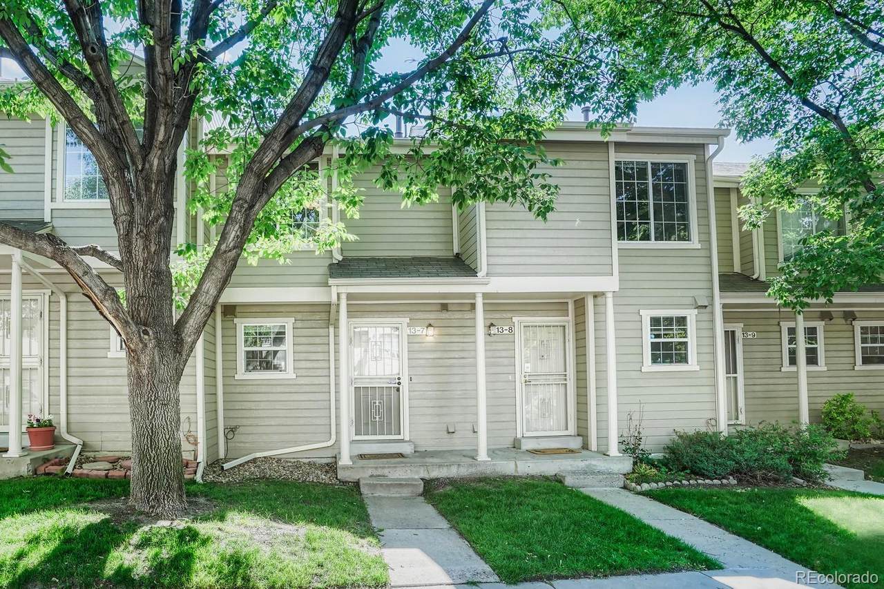 1818 Quebec Way - Photo 1