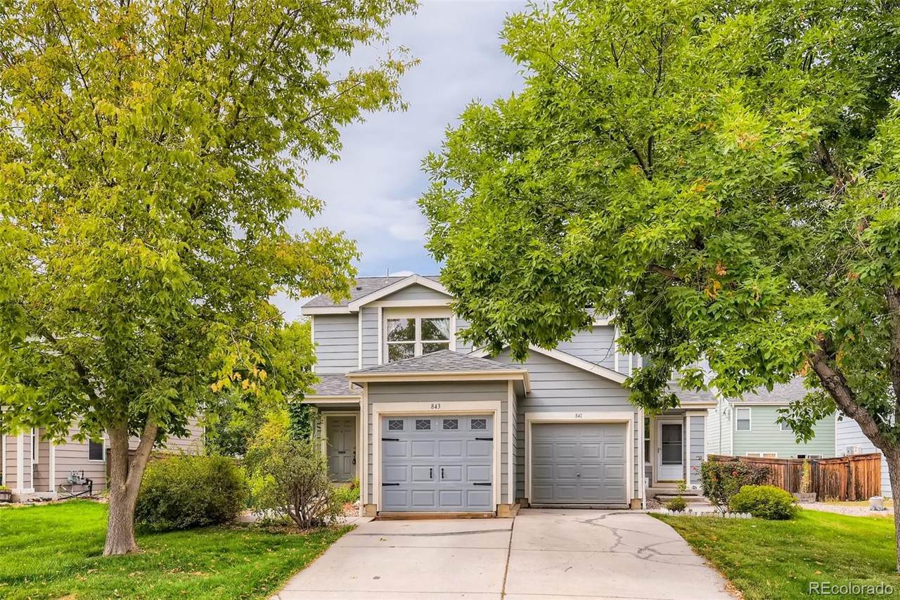 843 Mockingbird Street - Photo 1