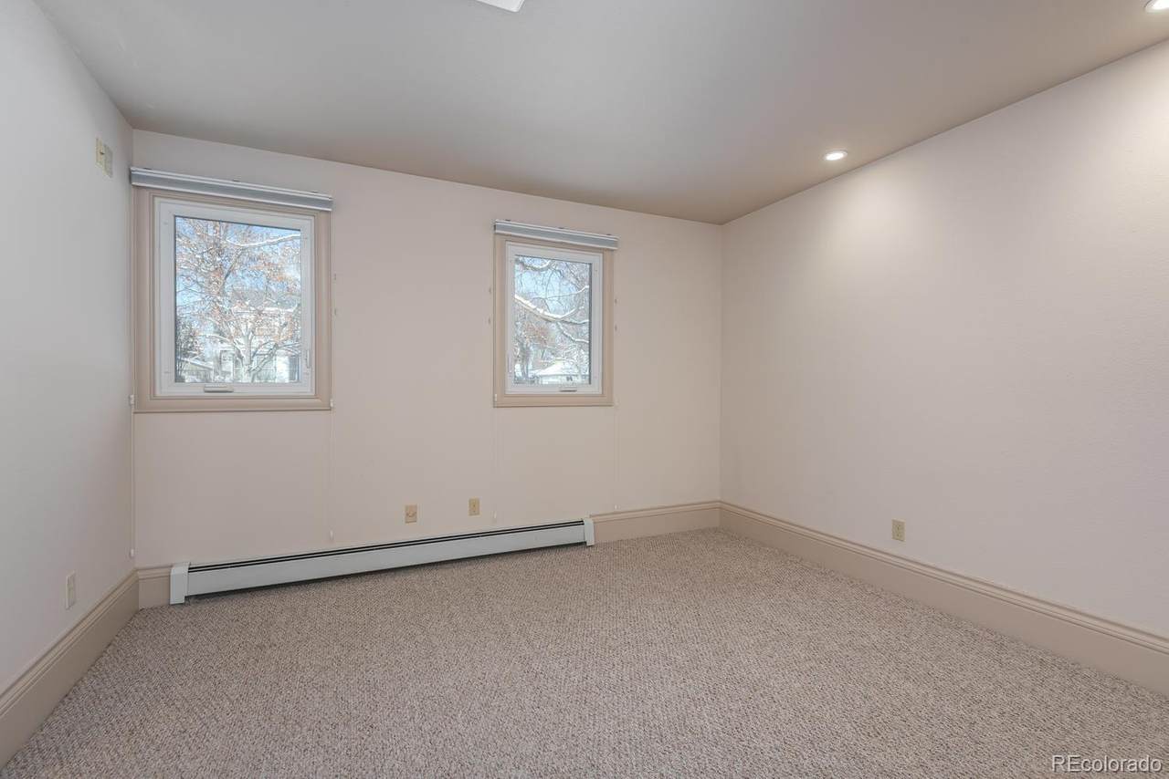 558 5th Street - Photo 1
