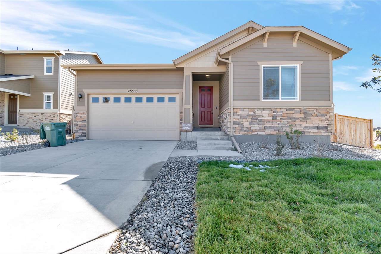 25508 Archer Place - Photo 1